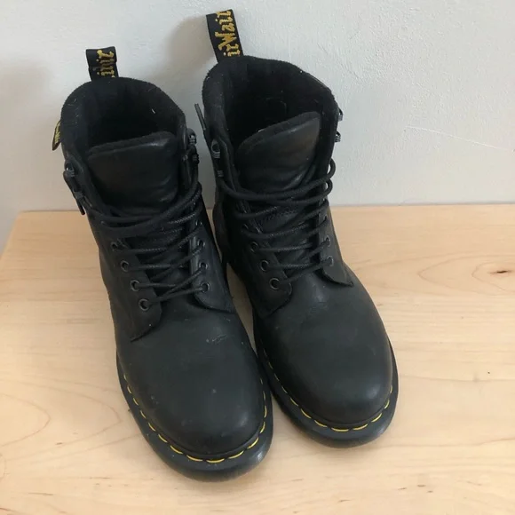 Insulated Dr. Martens - Picture 4 of 7